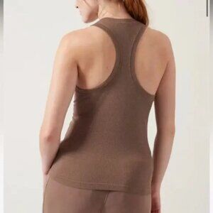 ATHLETA MOMENTUM SEAMLESS TANK RUSTIC BEIGE SHIMMER FITTED TANK RACERBACK XS NEW